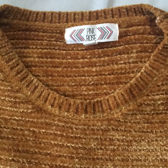 Women’s boxy mustard sweater - Picture 2 of 6